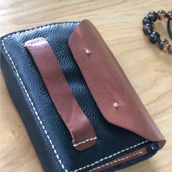 Premium leather Cigar Case hand sewn. New in box. - Picture 2 of 2